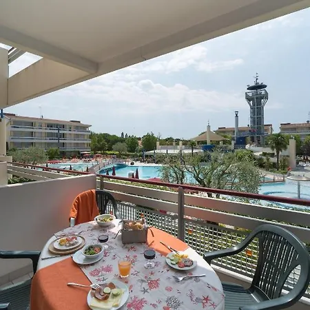 Apart-hotel Planetarium